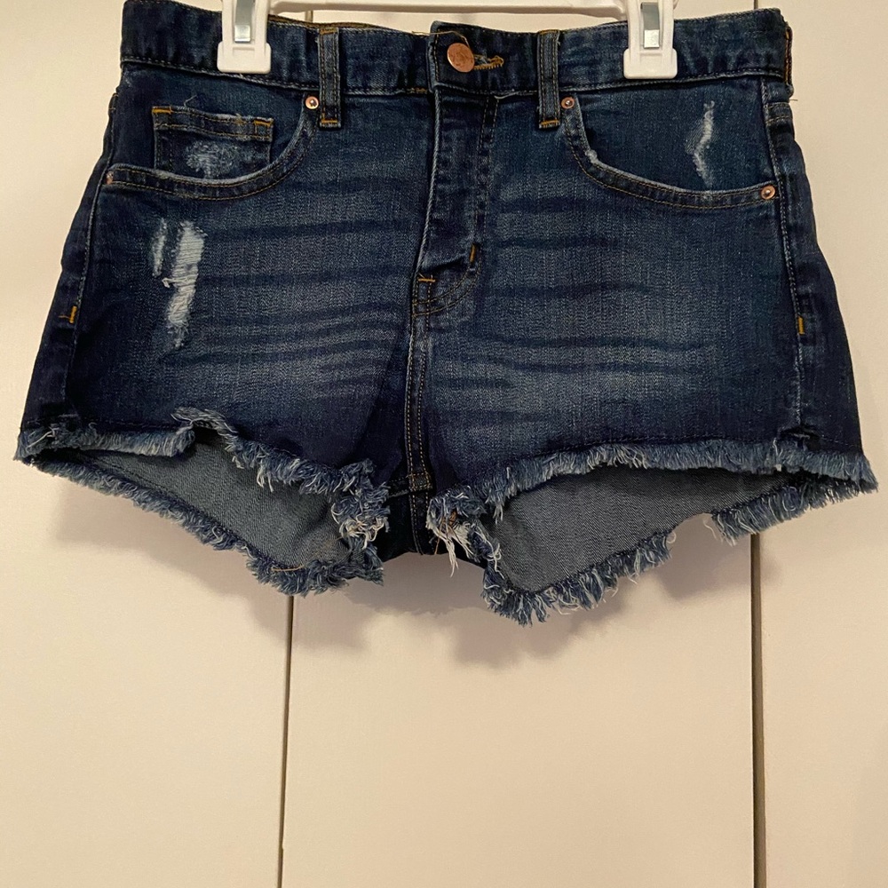 H&M high waisted blue jean shorts